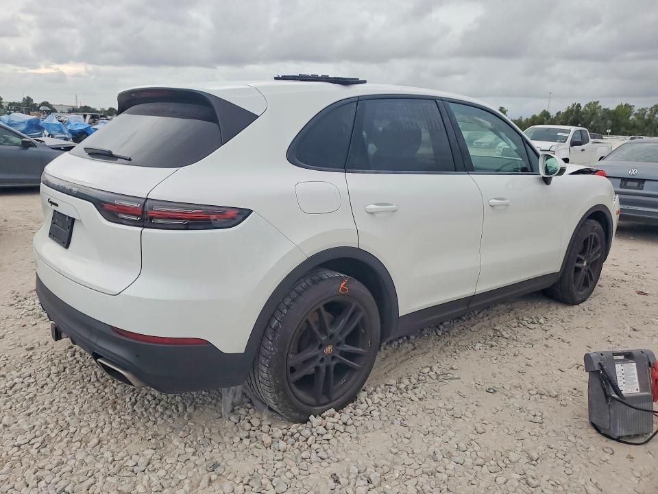 Auction sale of the 2021 Porsche Cayenne, vin: WP1AA2AYXMDA01526, lot number: 70996676