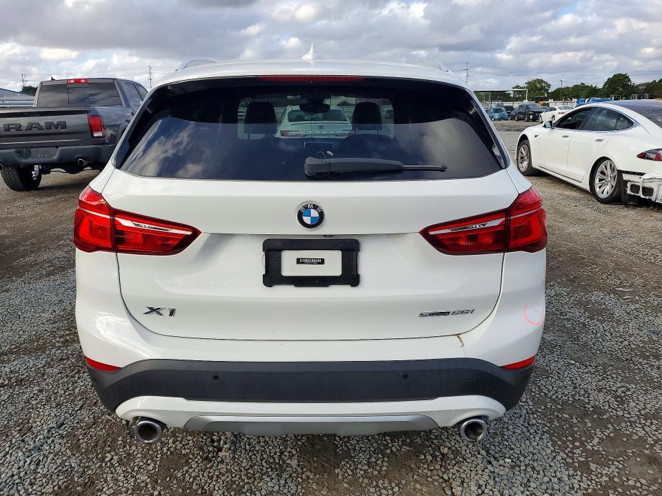 2021 Bmw X1 მანქანა იყიდება აუქციონზე, vin: WBXJG7C05M5S00694, აუქციონის ნომერი: 72449876