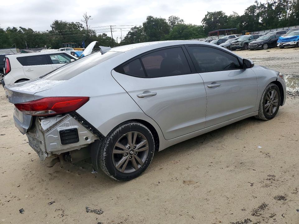 2017 Hyundai Elantra მანქანა იყიდება აუქციონზე, vin: 5NPD84LF8HH066926, აუქციონის ნომერი: 72228826