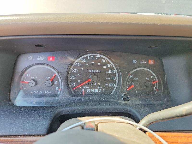 Продаж на аукціоні авто 2004 Ford Crown Victoria, vin: 2FAFP74W64X115681, номер лоту: 71236896