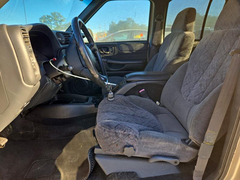 2002 Gmc Sonoma მანქანა იყიდება აუქციონზე, vin: 1GTDT13WX2K215827, აუქციონის ნომერი: 74277126