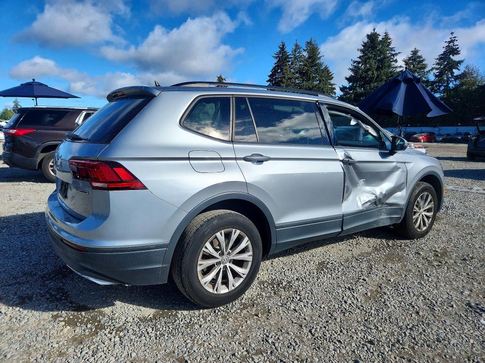 72317576 :رقم المزاد ، 3VV0B7AX4LM057867 vin ، 2020 Volkswagen Tiguan مزاد بيع