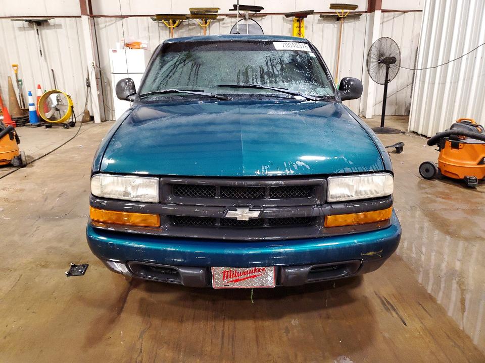 1998 Chevrolet S Truck მანქანა იყიდება აუქციონზე, vin: 1GCCS1443W8135848, აუქციონის ნომერი: 70040376