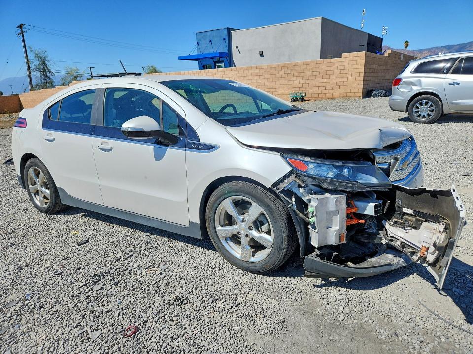 2015 Chevrolet Volt მანქანა იყიდება აუქციონზე, vin: 1G1RD6E47FU126618, აუქციონის ნომერი: 71382746