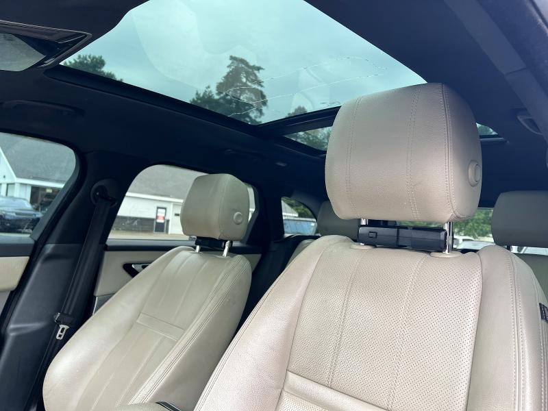 71319956 :رقم المزاد ، SALYL2RX4JA778618 vin ، 2018 Land Rover Range Rover Velar مزاد بيع