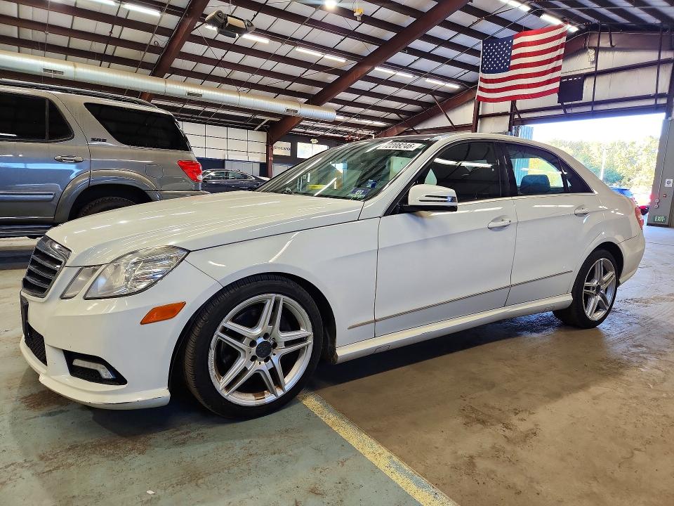 2011 Mercedes-benz E მანქანა იყიდება აუქციონზე, vin: WDDHF8HB4BA385426, აუქციონის ნომერი: 72208246