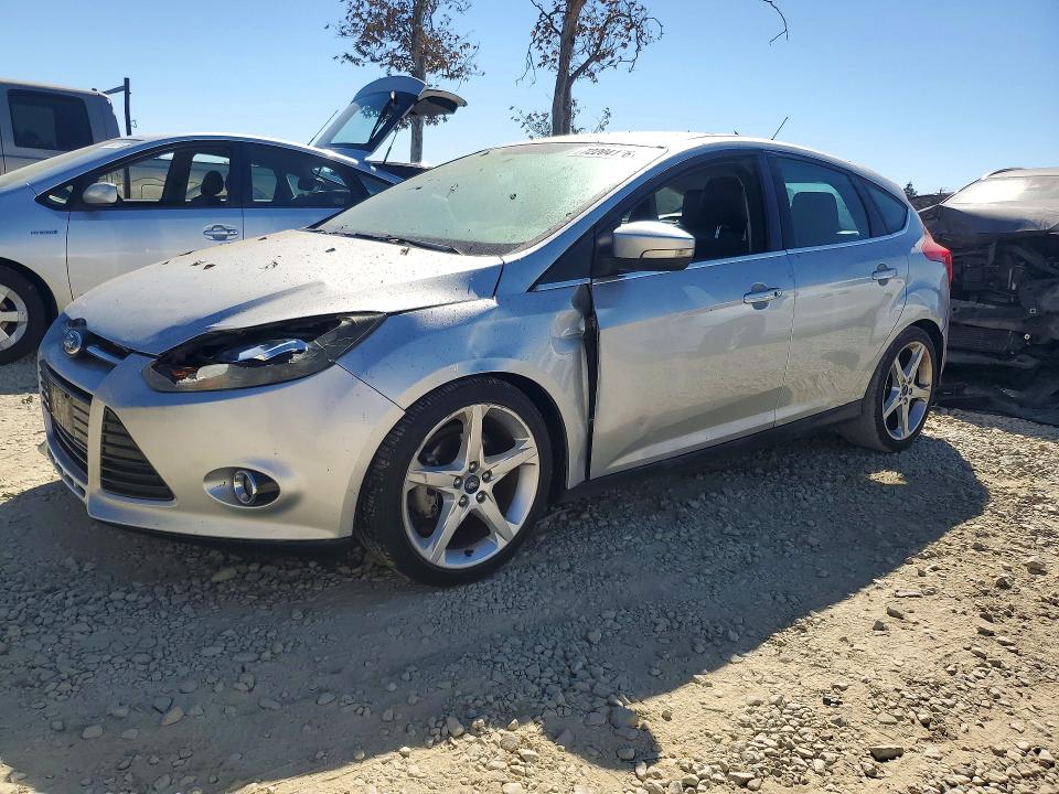 2013 Ford Focus მანქანა იყიდება აუქციონზე, vin: 1FADP3N2XDL370343, აუქციონის ნომერი: 72204176
