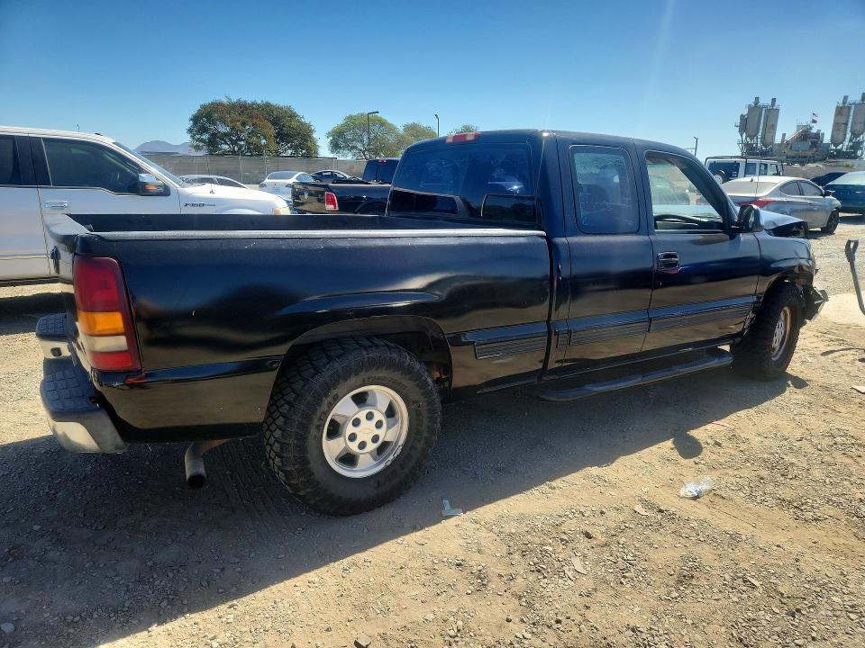 Продажа на аукционе авто 2002 Chevrolet Silverado, vin: 2GCEC19V621262288, номер лота: 71416236