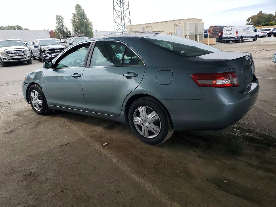 70952626 :رقم المزاد ، 4T4BF3EK8BR112934 vin ، 2011 Toyota Camry مزاد بيع