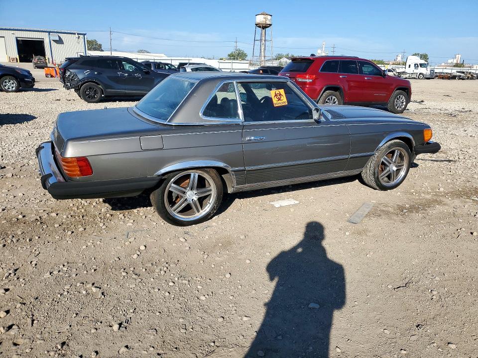 Продажа на аукционе авто 1982 Mercedes-benz 380, vin: WDBBA45A8CB018512, номер лота: 71892306