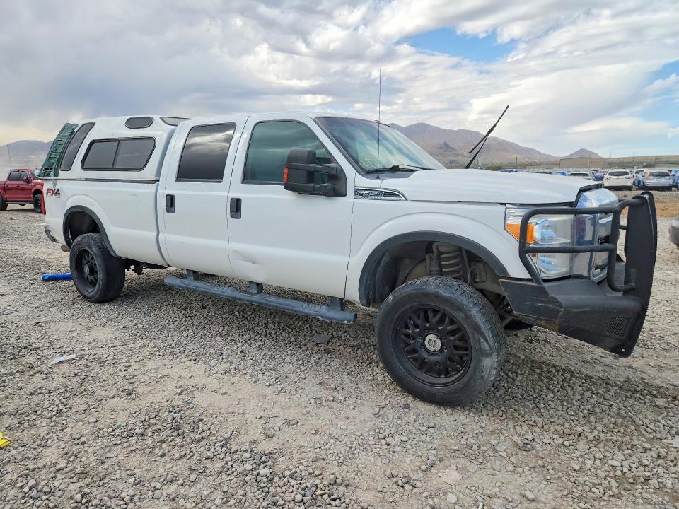 71864386 :رقم المزاد ، 1FT8W3B6XDEA95048 vin ، 2013 Ford F350 مزاد بيع