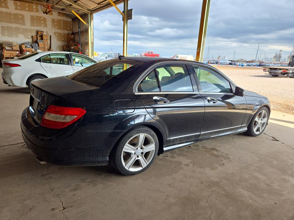 2010 Mercedes-benz C მანქანა იყიდება აუქციონზე, vin: WDDGF5EB0AR108478, აუქციონის ნომერი: 73735466