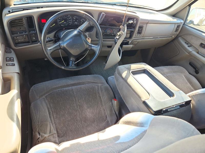 70517956 :رقم المزاد ، 1GCEC19T4YZ283039 vin ، 2000 Chevrolet Silverado مزاد بيع