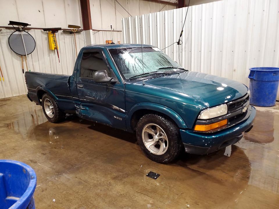 1998 Chevrolet S Truck მანქანა იყიდება აუქციონზე, vin: 1GCCS1443W8135848, აუქციონის ნომერი: 70040376