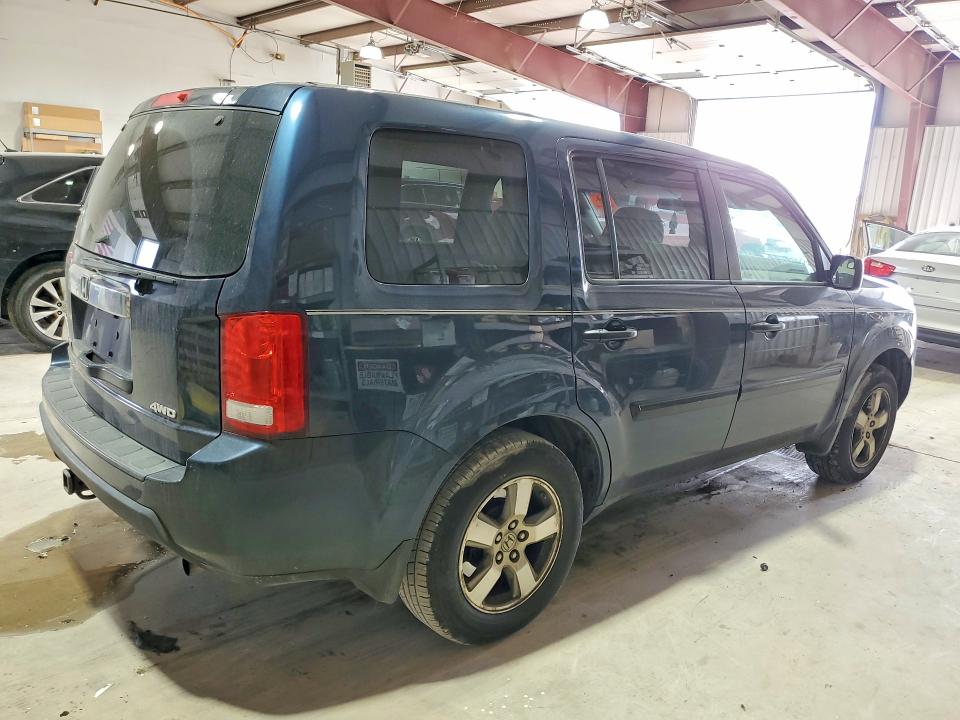 71584156 :رقم المزاد ، 5FNYF4H27BB069495 vin ، 2011 Honda Pilot مزاد بيع