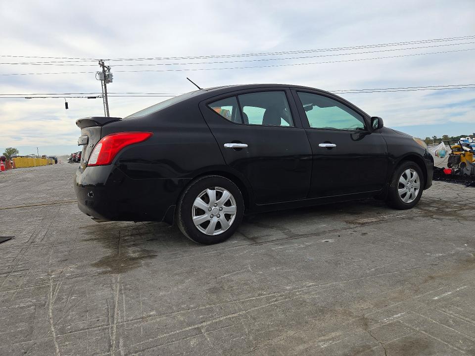 72441716 :رقم المزاد ، 3N1CN7APXEL874341 vin ، 2014 Nissan Versa مزاد بيع