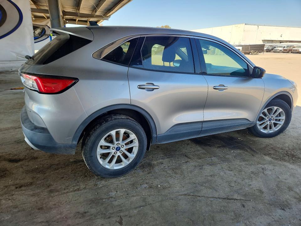 71926616 :رقم المزاد ، 1FMCU9G69NUA83777 vin ، 2022 Ford Escape مزاد بيع