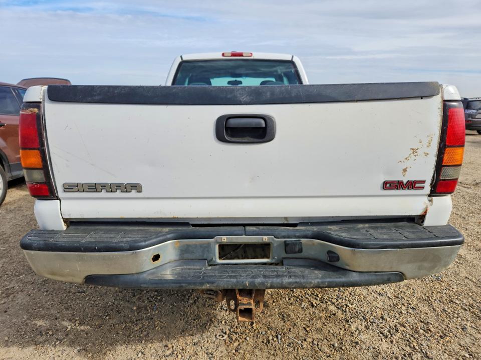 68827176 :رقم المزاد ، 1GTHK29U56E136926 vin ، 2006 Gmc Sierra مزاد بيع