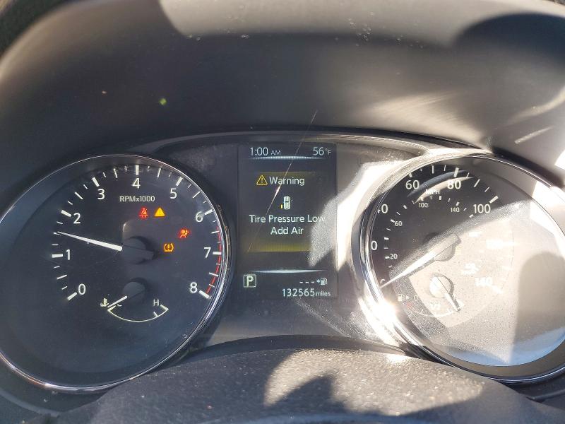 68847646 :رقم المزاد ، KNMAT2MV1HP513404 vin ، 2017 Nissan Rogue مزاد بيع