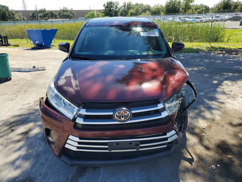 2018 Toyota Highlander მანქანა იყიდება აუქციონზე, vin: 5TDZZRFH1JS285773, აუქციონის ნომერი: 71186856