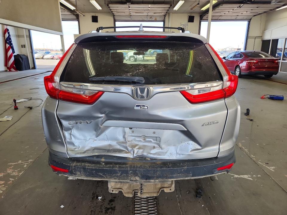 71217896 :رقم المزاد ، 2HKRW2H52HH650299 vin ، 2017 Honda Cr-v مزاد بيع