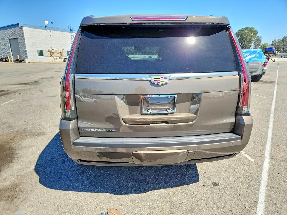 2016 Cadillac Escalade მანქანა იყიდება აუქციონზე, vin: 1GYS3CKJ8GR197779, აუქციონის ნომერი: 71360916