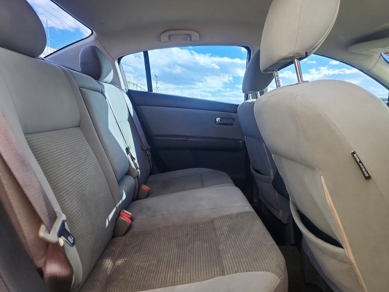 70902226 :رقم المزاد ، 3N1AB6AP8AL671291 vin ، 2010 Nissan Sentra مزاد بيع