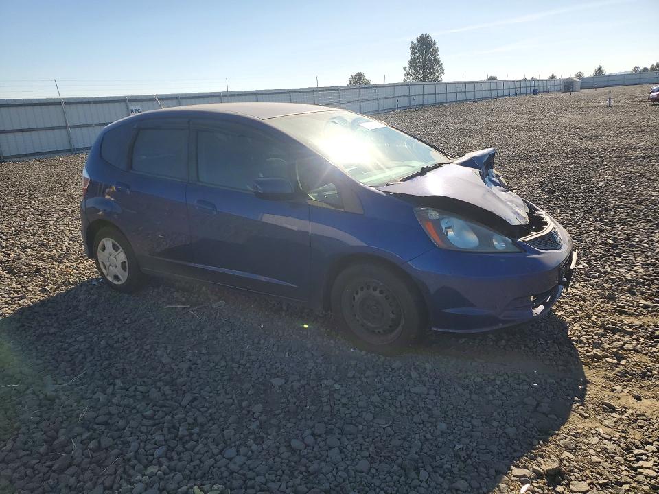 2013 Honda Fit მანქანა იყიდება აუქციონზე, vin: JHMGE8H32DC034067, აუქციონის ნომერი: 73126556