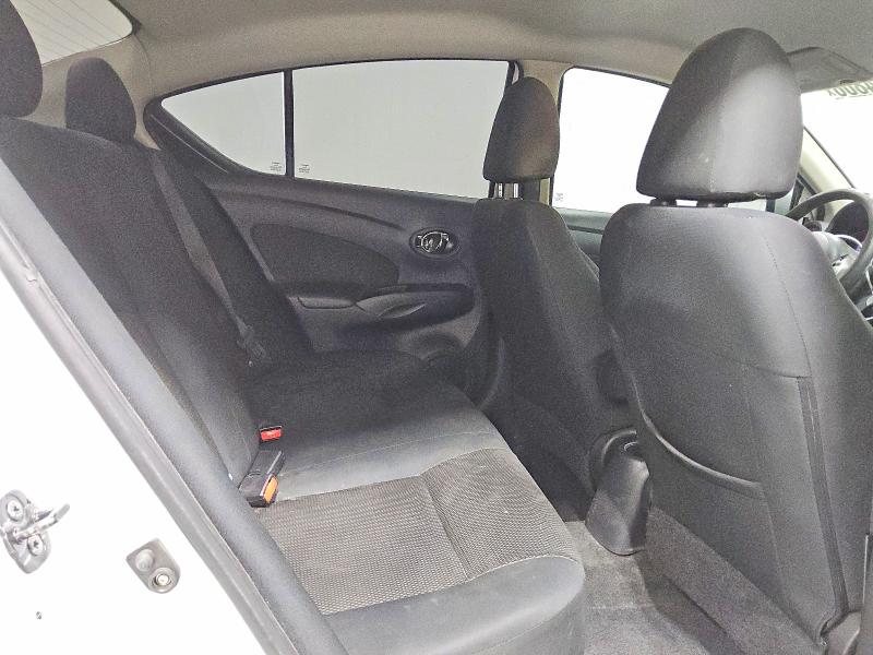 2013 Nissan Versa მანქანა იყიდება აუქციონზე, vin: 3N1CN7AP2DL880987, აუქციონის ნომერი: 71084806