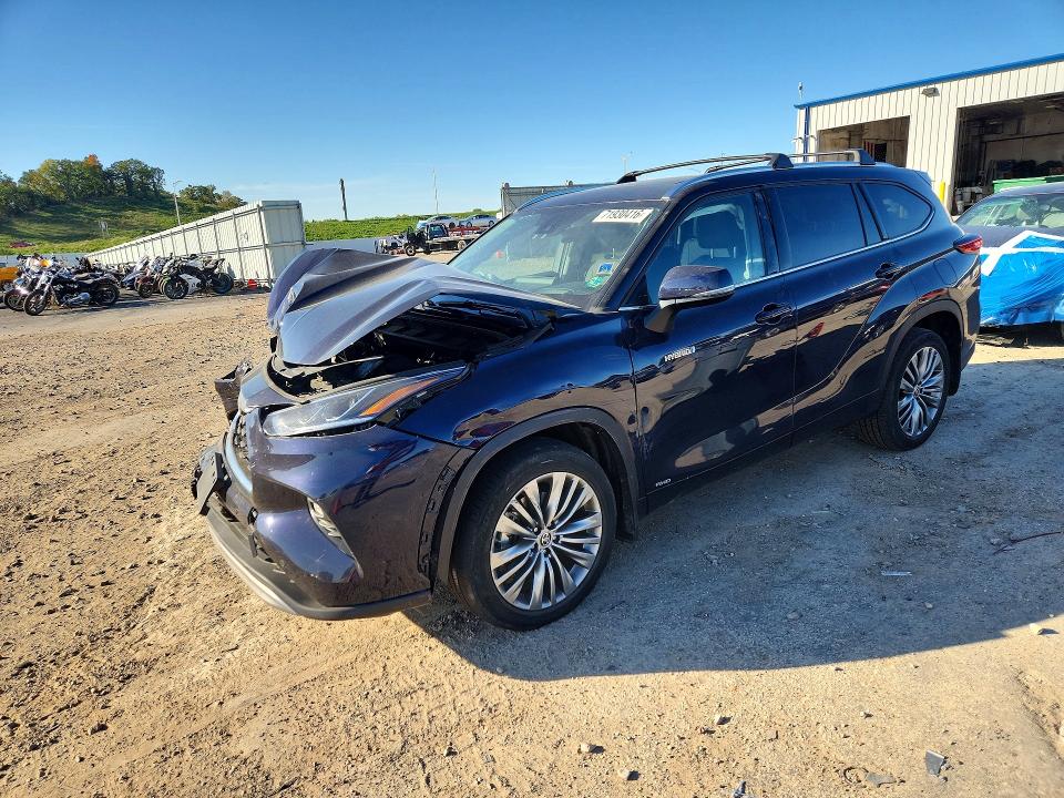 Продажа на аукционе авто 2020 Toyota Highlander, vin: 5TDEBRCH0LS007554, номер лота: 71930416