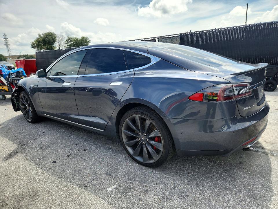 Aukcja sprzedaży 2014 Tesla Model S, vin: 5YJSA1H11EFP59595, numer aukcji: 72501886
