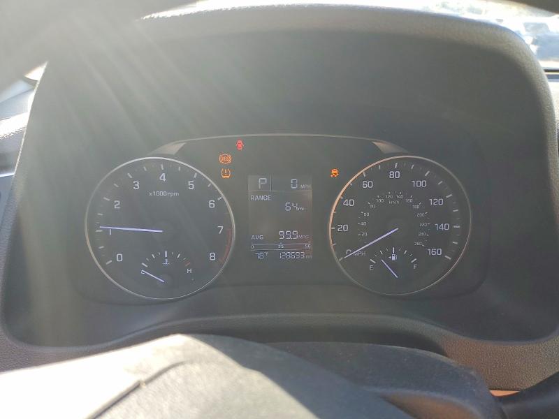 2017 Hyundai Elantra მანქანა იყიდება აუქციონზე, vin: 5NPD74LF5HH102171, აუქციონის ნომერი: 71169986