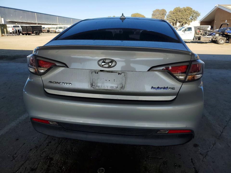 2017 Hyundai Sonata Hybrid მანქანა იყიდება აუქციონზე, vin: KMHE24L16HA059177, აუქციონის ნომერი: 71450566