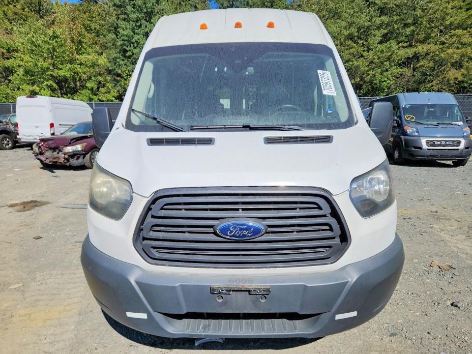 70597366 :رقم المزاد ، 1FTBW2XM2JKB53173 vin ، 2018 Ford Transit مزاد بيع