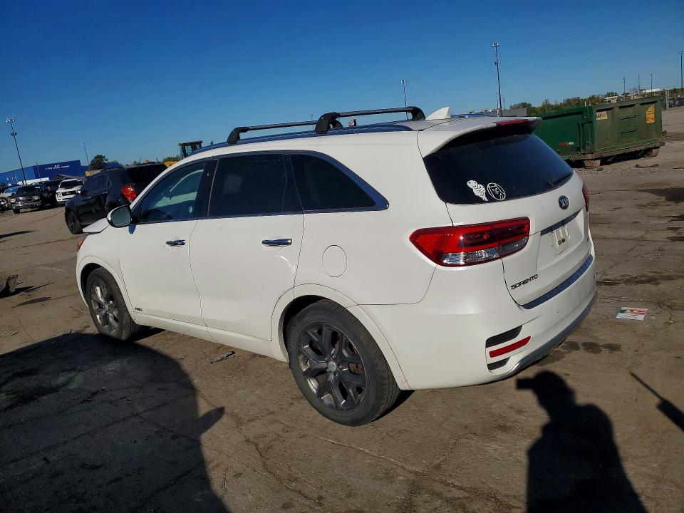 2017 Kia Sorento მანქანა იყიდება აუქციონზე, vin: 5XYPKDA57HG239187, აუქციონის ნომერი: 71541466