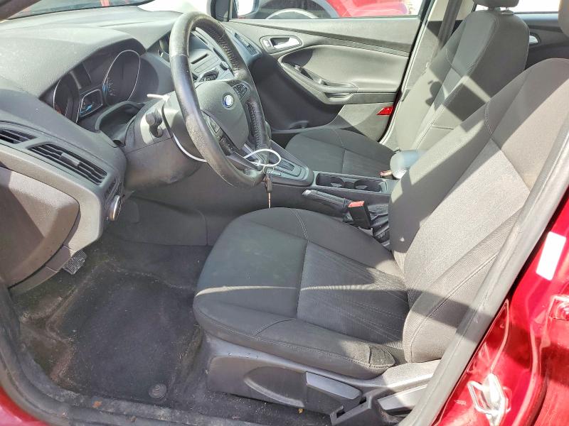 71234066 :رقم المزاد ، 1FADP3K25FL285532 vin ، 2015 Ford Focus مزاد بيع