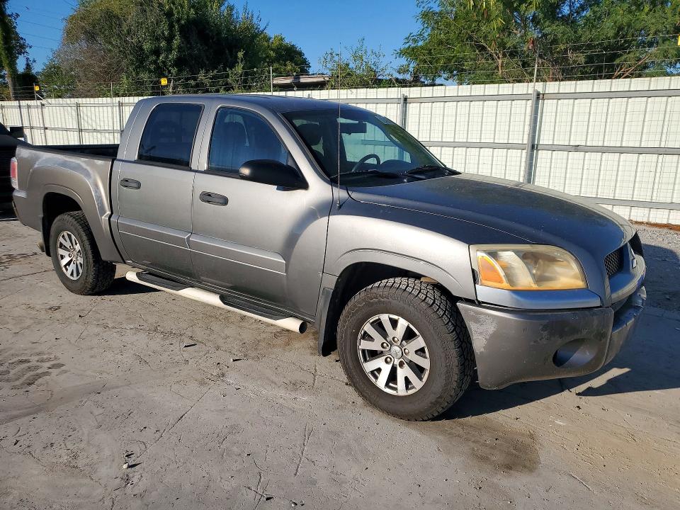 72426176 :رقم المزاد ، 1Z7HC28K67S110680 vin ، 2007 Mitsubishi Raider مزاد بيع