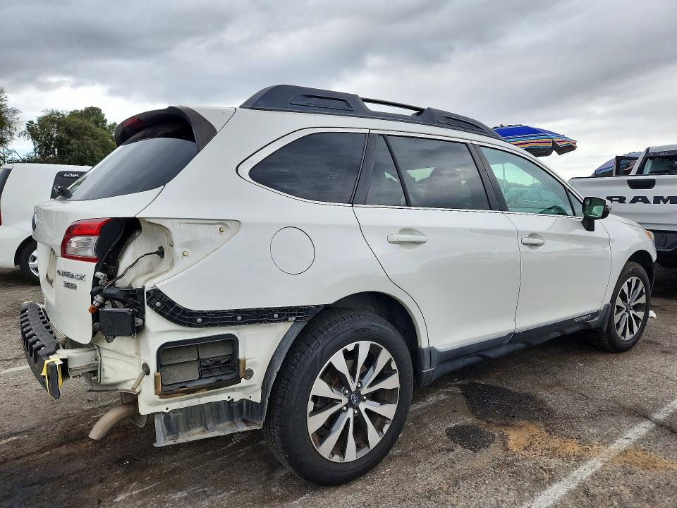 Продажа на аукционе авто 2015 Subaru Outback, vin: 4S4BSENC2F3278372, номер лота: 72587606