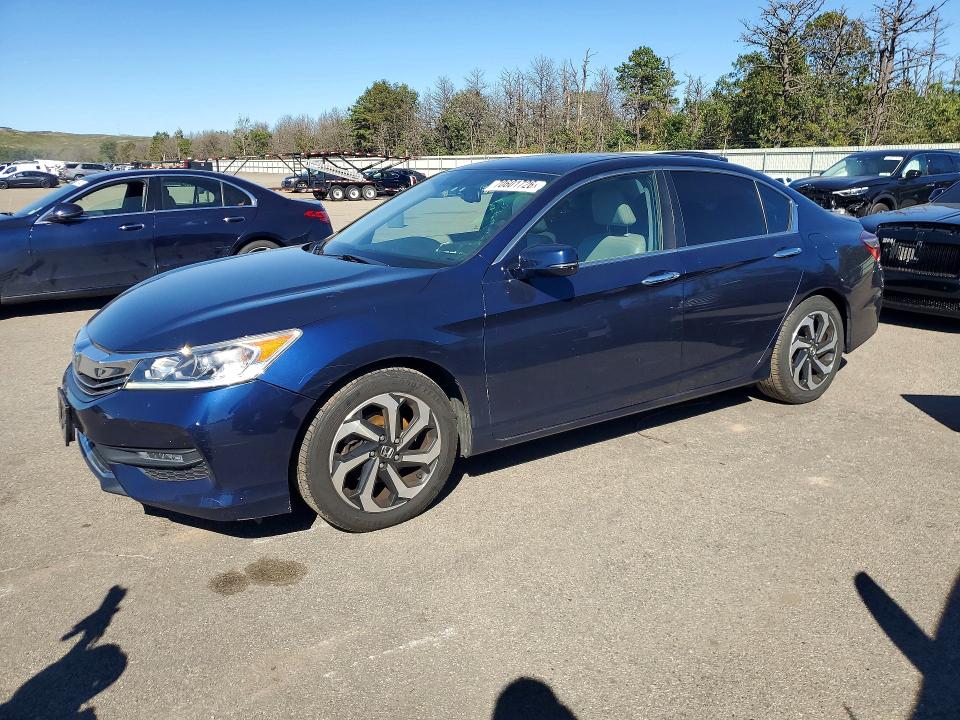 Продажа на аукционе авто 2016 Honda Accord, vin: 1HGCR2F81GA194801, номер лота: 70601726