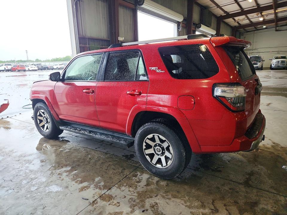 2018 Toyota 4runner მანქანა იყიდება აუქციონზე, vin: JTEBU5JR0J5488325, აუქციონის ნომერი: 71994046