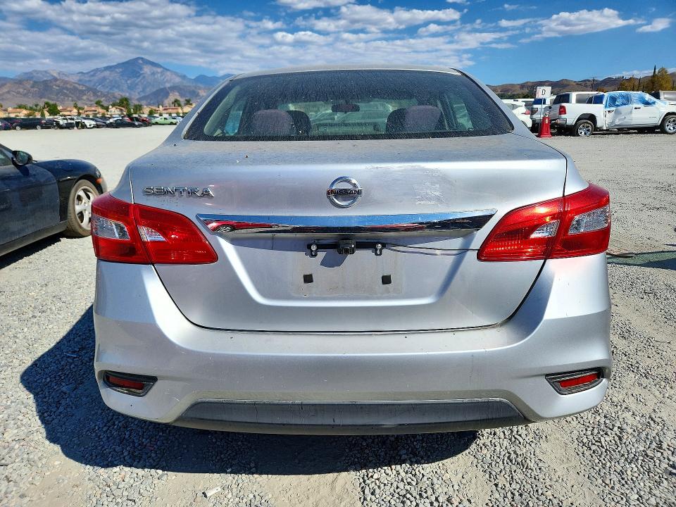 Продажа на аукционе авто 2016 Nissan Sentra, vin: 3N1AB7AP4GY335901, номер лота: 71801136