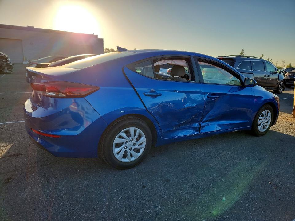 71296616 :رقم المزاد ، 5NPD74LF3JH394943 vin ، 2018 Hyundai Elantra مزاد بيع
