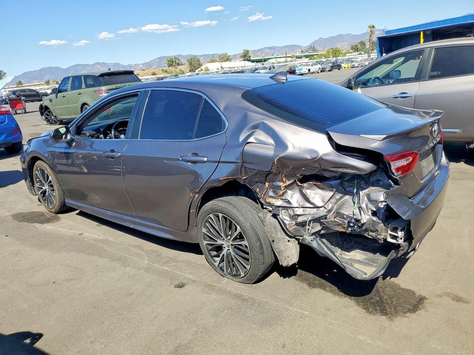 2020 Toyota Camry მანქანა იყიდება აუქციონზე, vin: 4T1G11AK3LU340219, აუქციონის ნომერი: 71831476