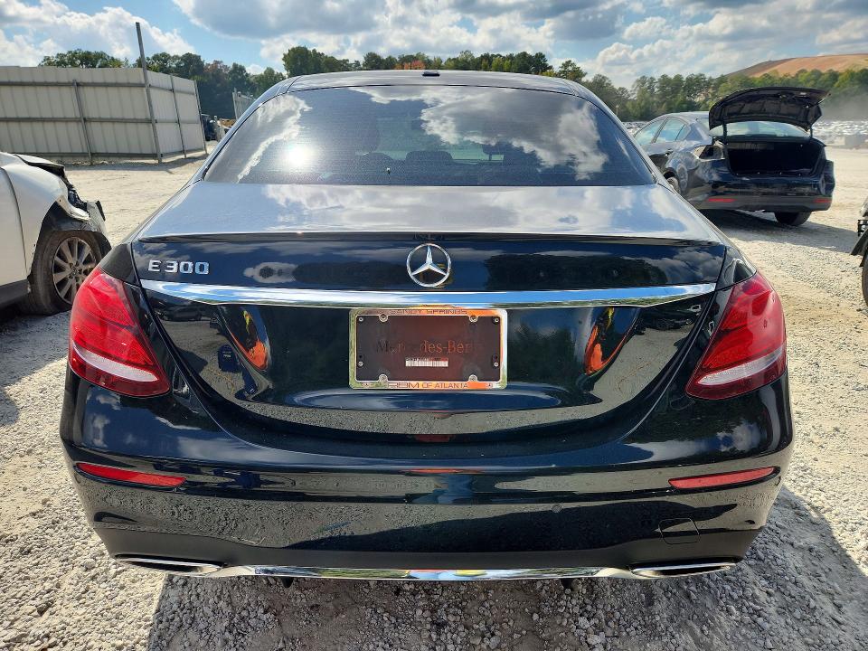 Auction sale of the 2018 Mercedes-benz E, vin: WDDZF4JB4JA388817, lot number: 71048456
