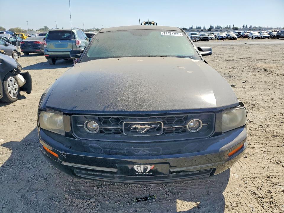 71491366 :رقم المزاد ، 1ZVHT80N875367162 vin ، 2007 Ford Mustang مزاد بيع