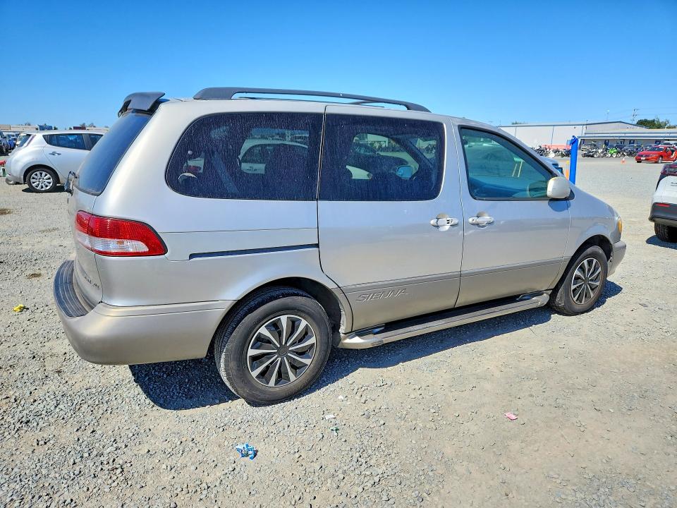 Продаж на аукціоні авто 2002 Toyota Sienna, vin: 4T3ZF13C02U434676, номер лоту: 71755076