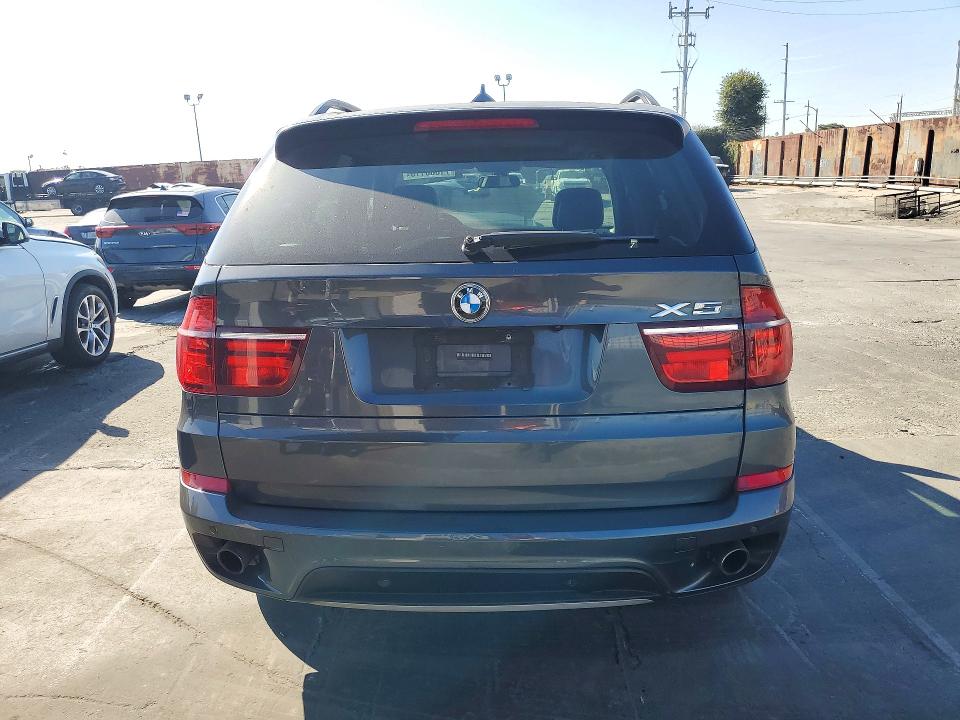 2011 Bmw X5 მანქანა იყიდება აუქციონზე, vin: 5UXZV4C51BL742656, აუქციონის ნომერი: 71866116