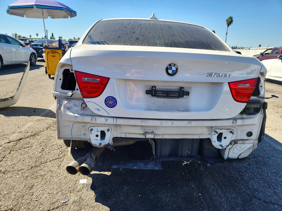 2009 Bmw 328 მანქანა იყიდება აუქციონზე, vin: WBAPH73599A173799, აუქციონის ნომერი: 72016966