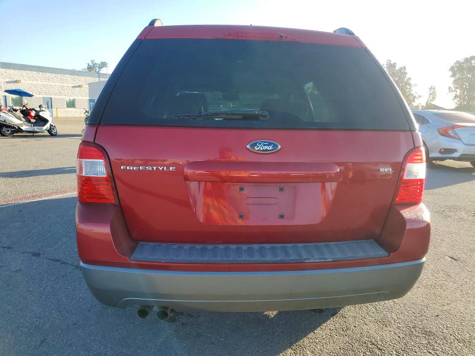 2007 Ford Freestyle მანქანა იყიდება აუქციონზე, vin: 1FMDK02157GA33090, აუქციონის ნომერი: 72793856
