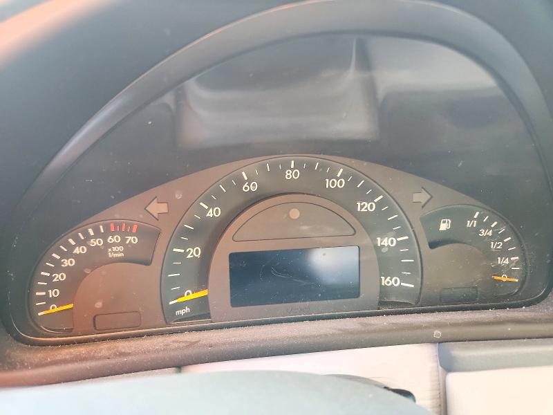 2004 Mercedes-benz C მანქანა იყიდება აუქციონზე, vin: WDBRF40J04F444048, აუქციონის ნომერი: 64696336
